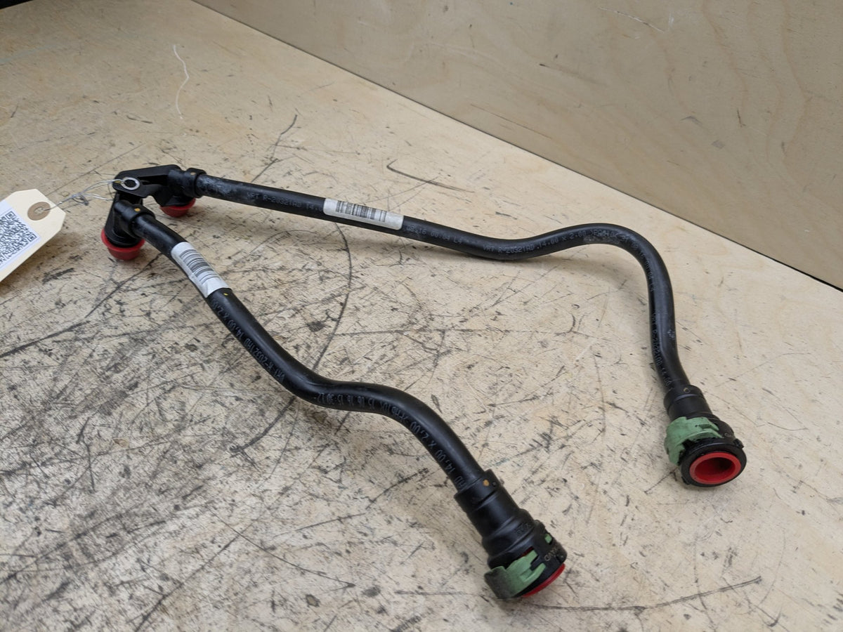 2016-2019 BMW G12 740i B58B30M0 Transmission Oil Cooler Hose Pipe Lines 8602297