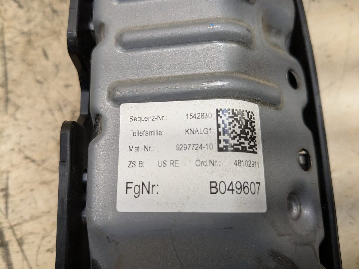 OEM BMW F90 G12 G30 530 540 M550 M5 Front Right Passenger Knee Lower Dash Airbag