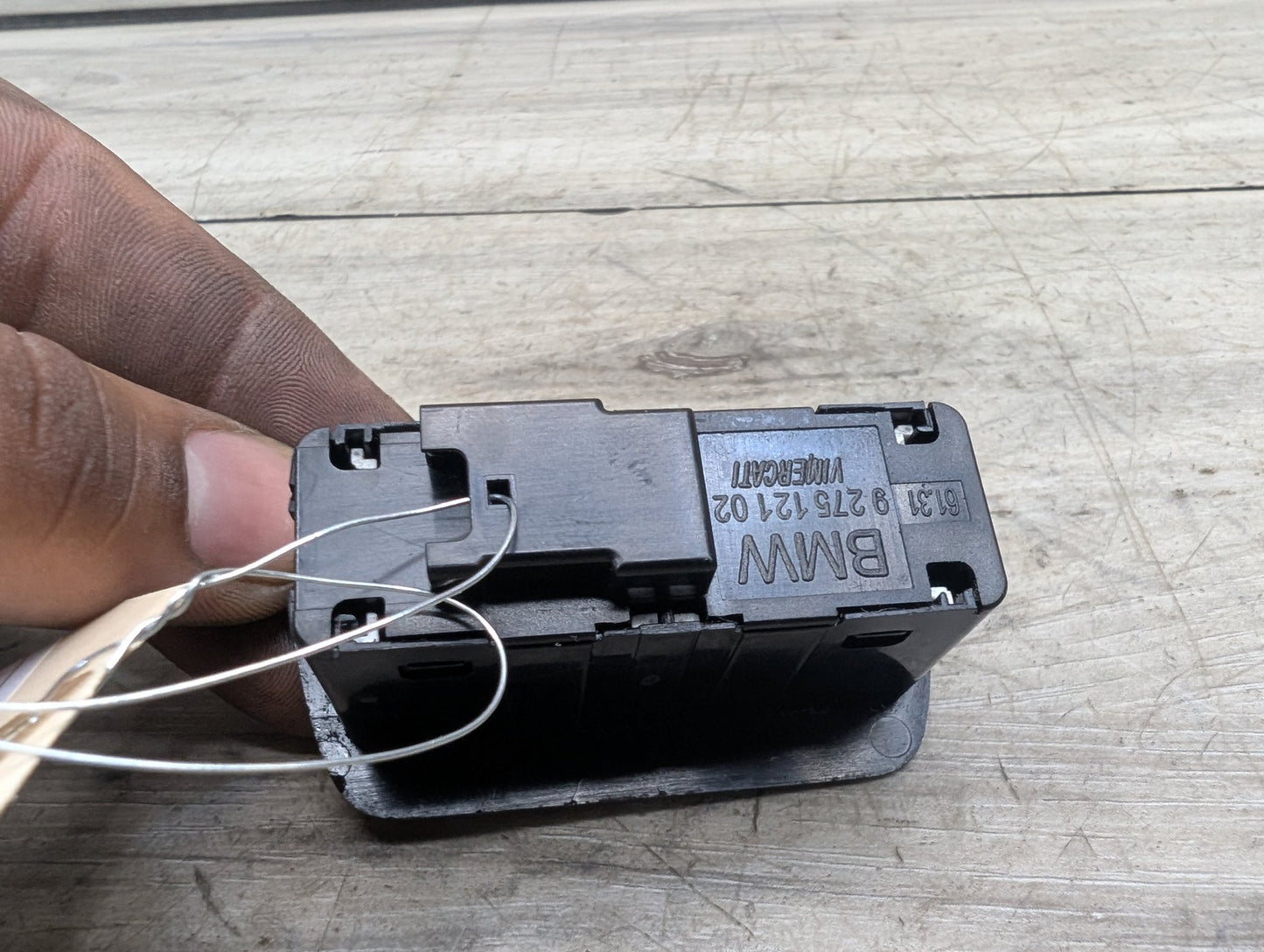 OEM BMW F02 F10 F15 F48 F90 G01 G20 G30 G80 X3 Rear Trunk Lid Center Lock Switch
