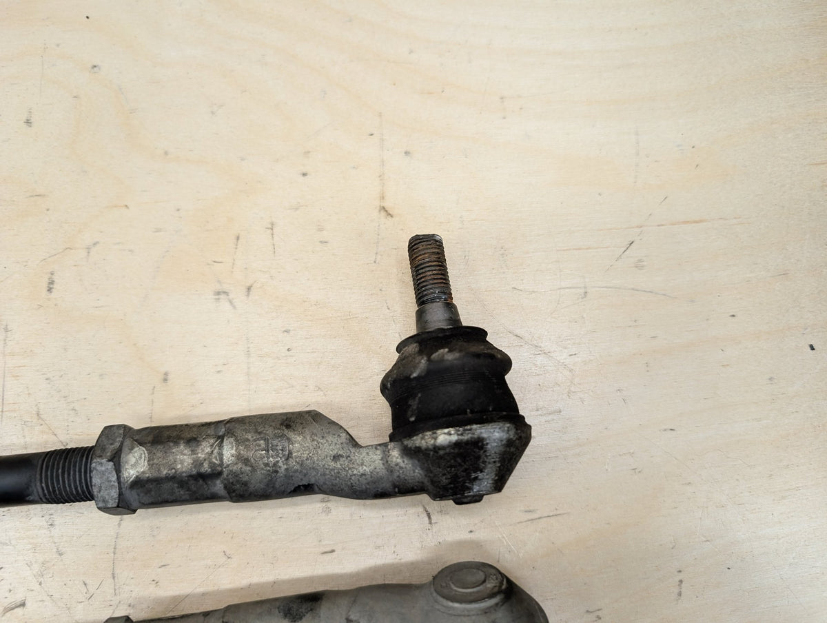 2015-2018 Audi Q3 8U Left Right Tie Rod W/ Boot SET 1K0423811K OEM