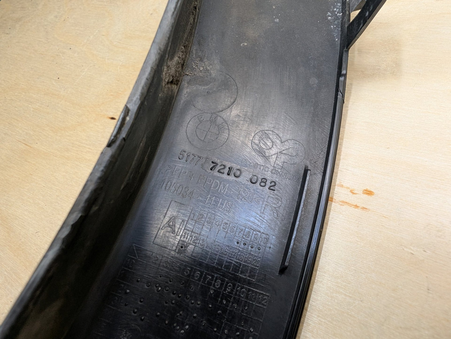 OEM BMW F25 F26 X3 X4 Front Right Passenger Fender Flare Wheel Arch Molding Trim