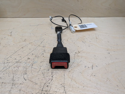 OEM BMW F90 G11 G12 G30 530 540 M550 750 M5 Front Left or Right Seatbelt Buckle