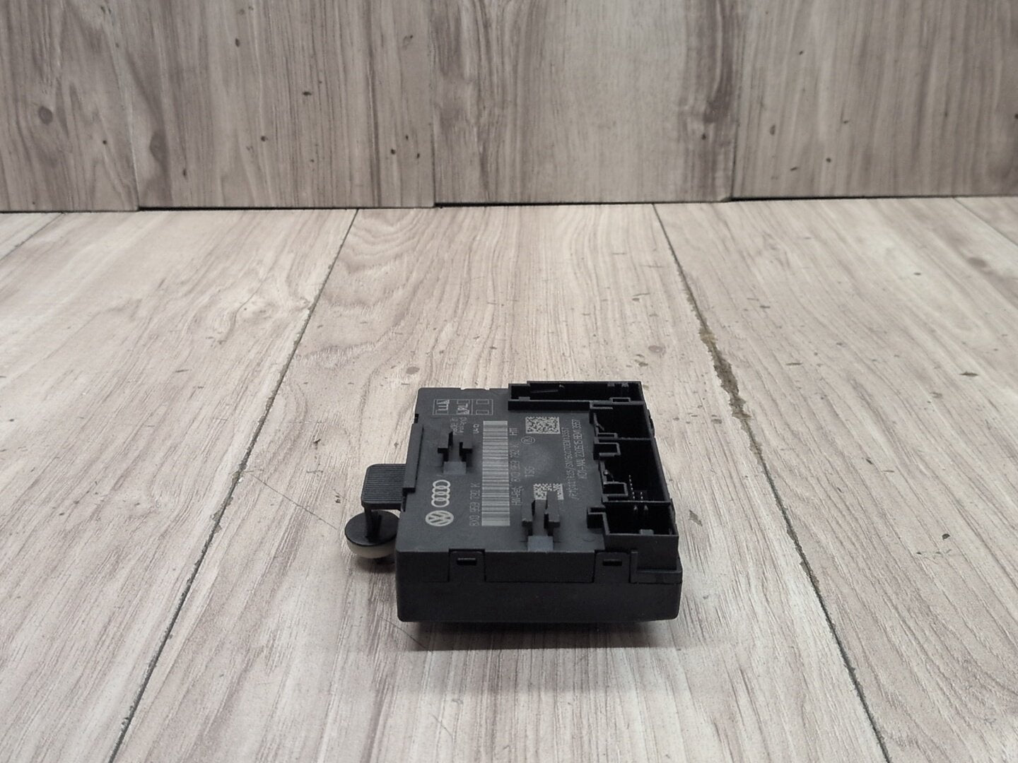15-18 OEM Audi Q3 Front Right Passenger Side Door Window Control Module