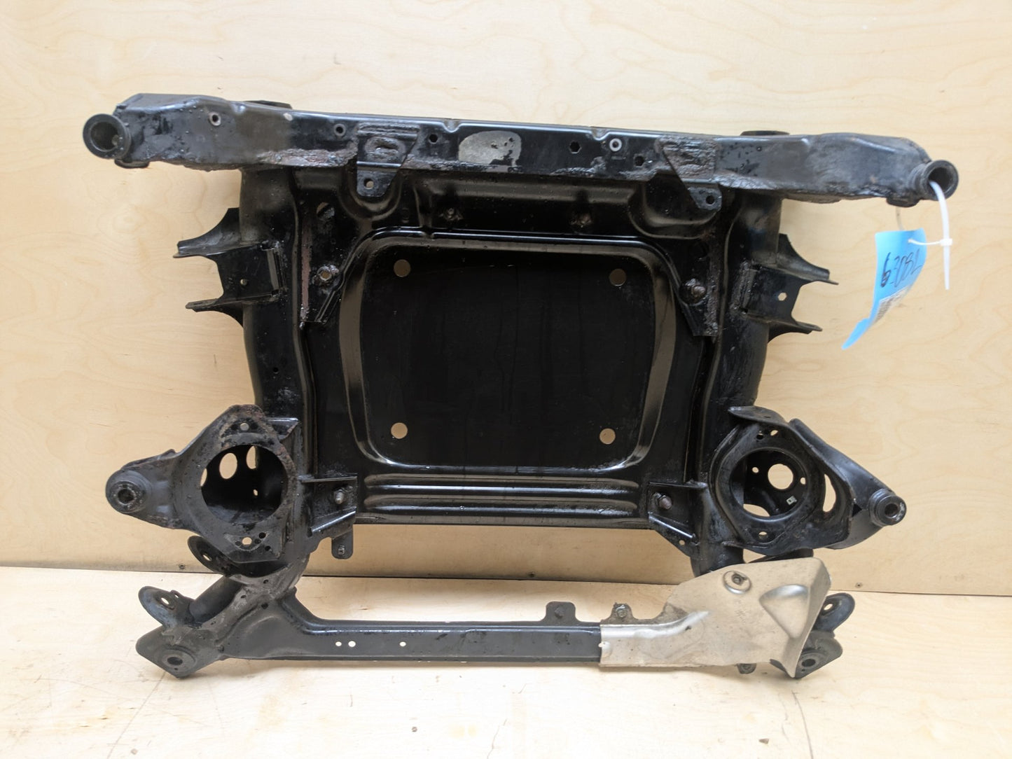 06-11 BMW 328i E90 AWD Front Axle Support Crossmember Subframe PN: 6776763