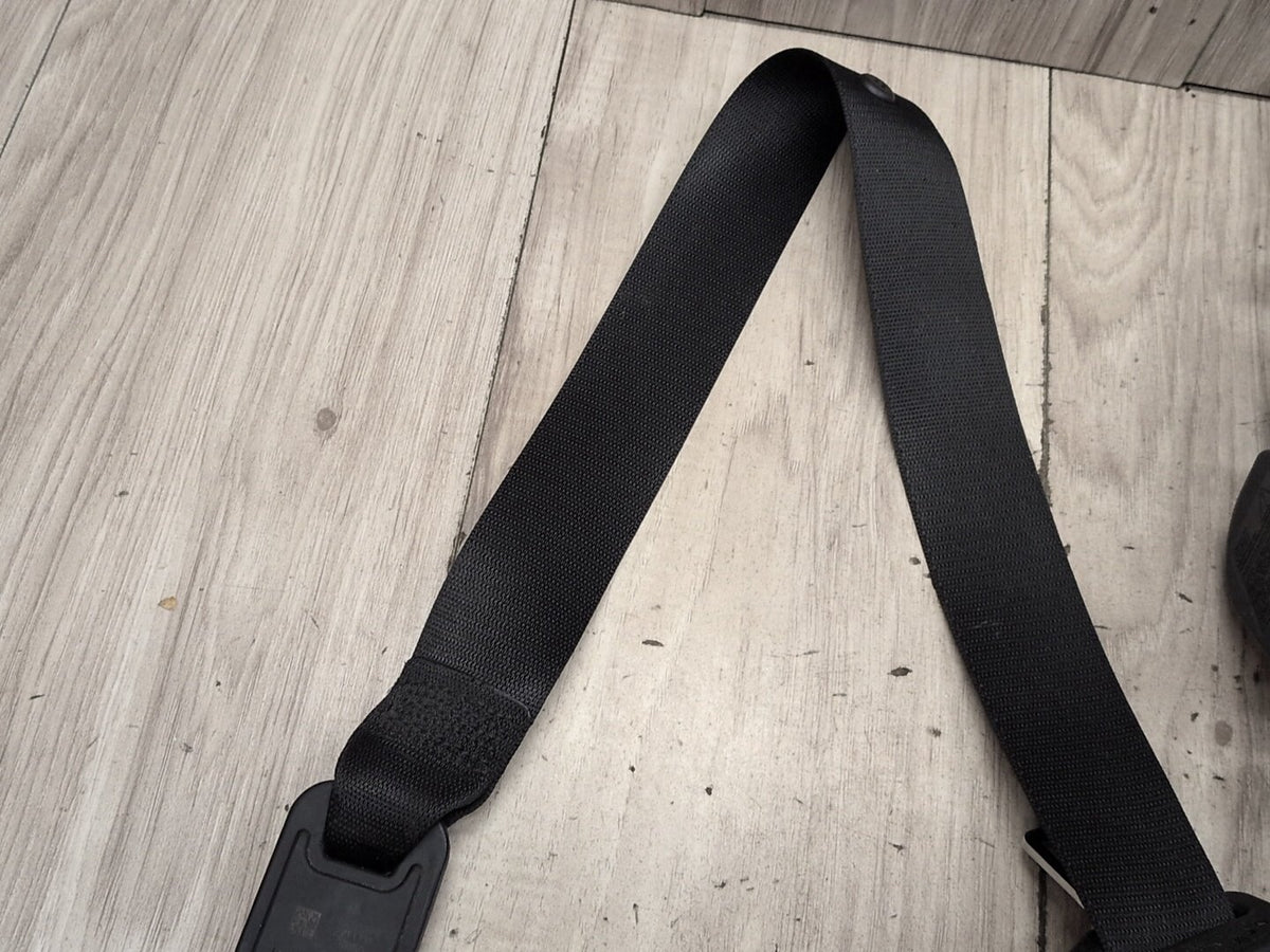 2009-2012 Mercedes-Benz E550 W212 Front Right Passenger Seatbelt Seat Belt Retractor A2128608885 OEM