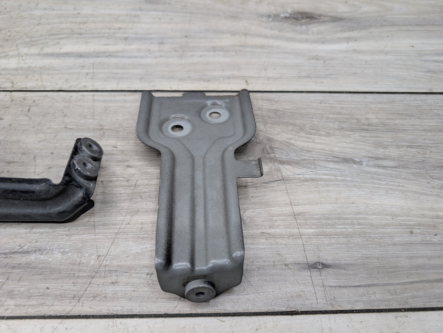 2018 - 2023 BMW X3 G01 Front Left Driver Fender Brackets SET 7397515 B58B30M0