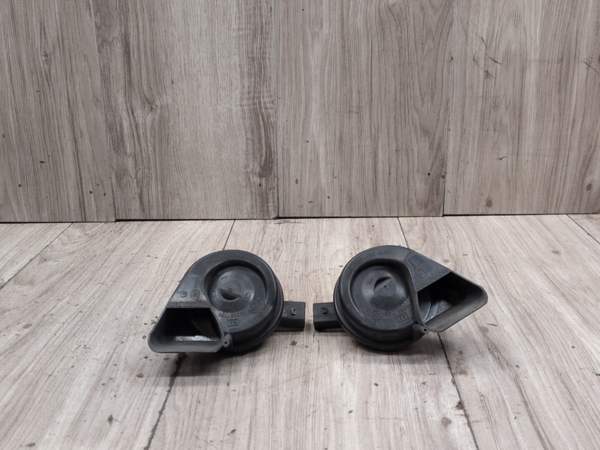2010-2016 Audi S4 B8 Alarm Horns SET 8T0951223 OEM
