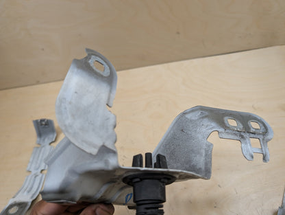 2011-2016 BMW X3 F25 Front Right Passenger Fender Brackets SET 7267328