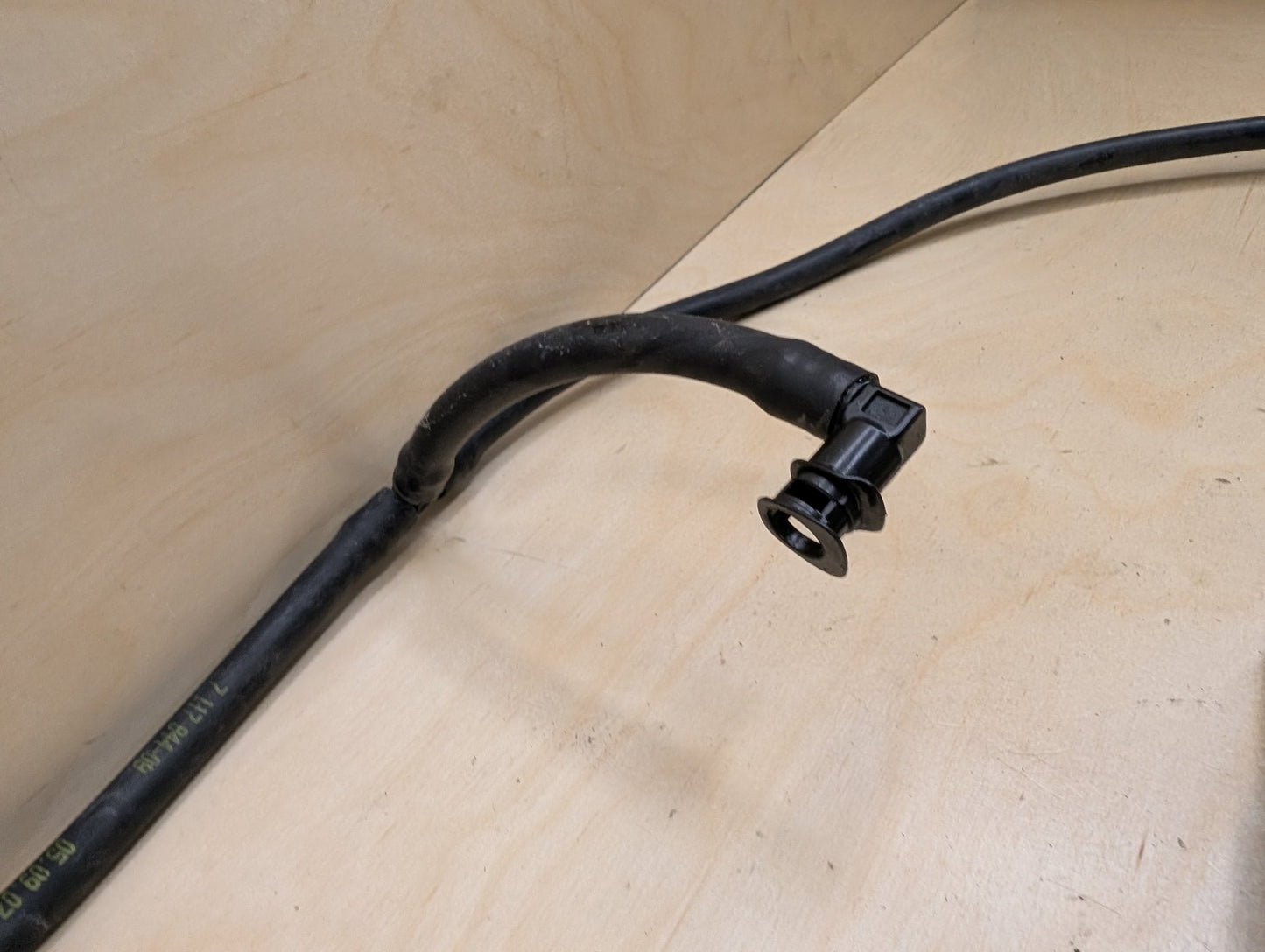 OEM BMW E90 E92 E93 328 335 Front Left Right Headlight Washer Spray Nozzle Jet