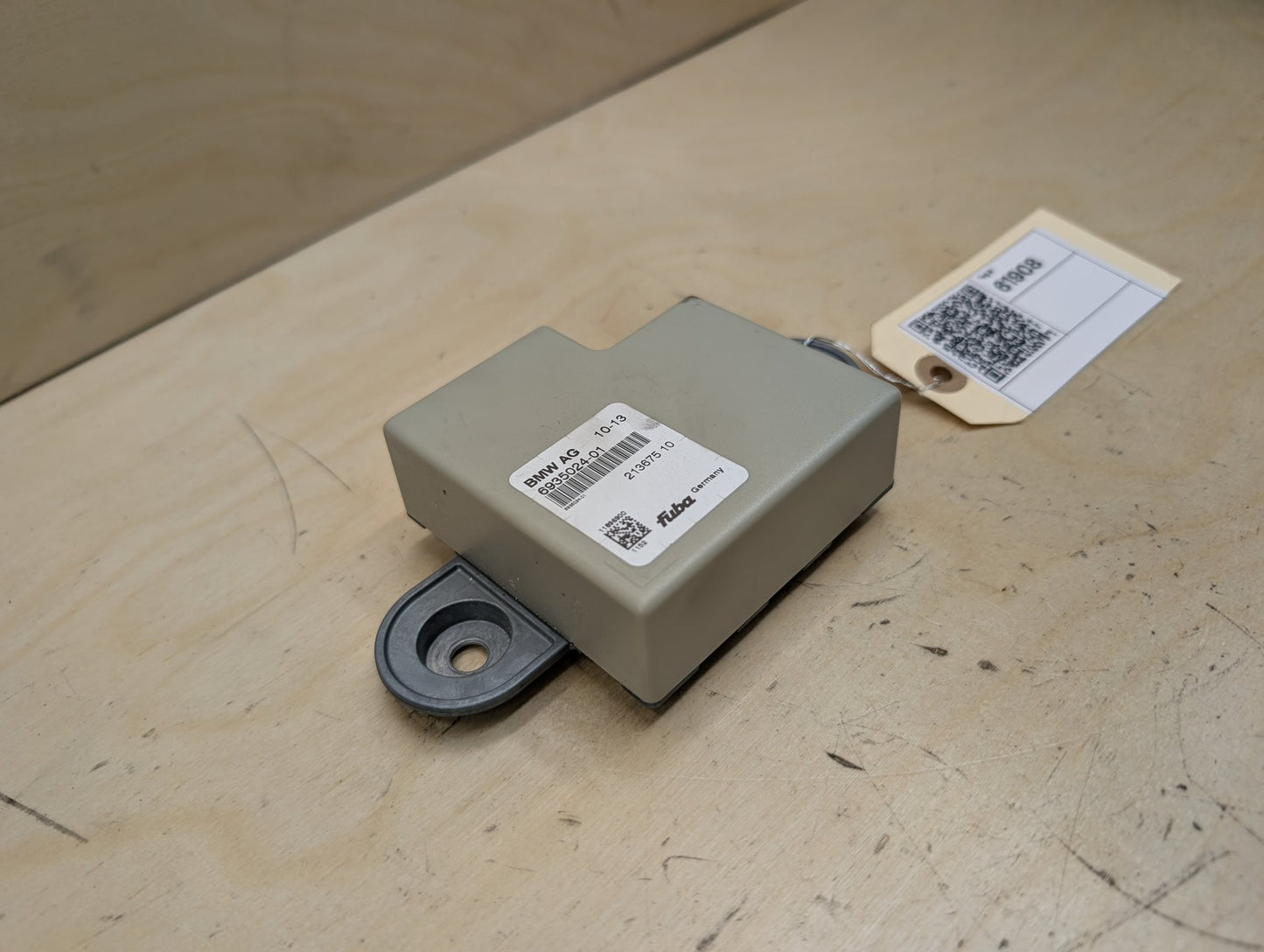 2011-2016 BMW X3 F25- PN: 6935024