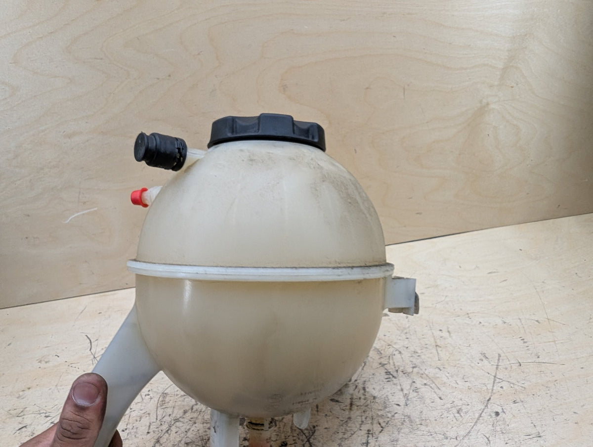 2019-2026 BMW X5 G05 Coolant Expansion Tank Reservoir 8610662 OEM