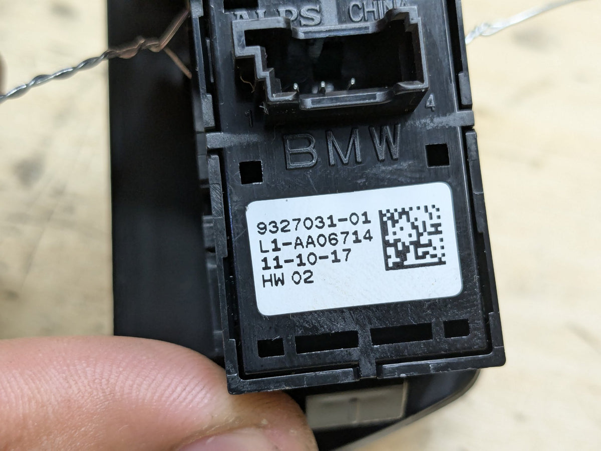 2018-2023 BMW M550i G30 Front Right Passenger Door Window Switch 9327031 OEM