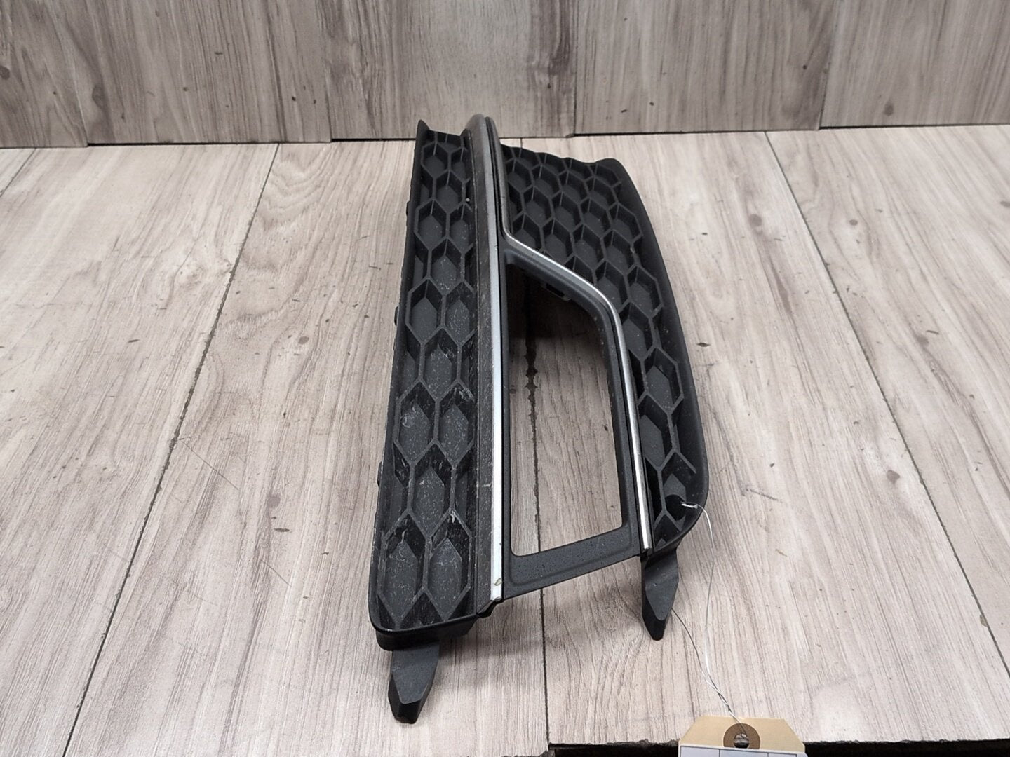 2008 - 2017 Audi S5 8T Front Left Driver Bumper Cover Grille 8T0807681K