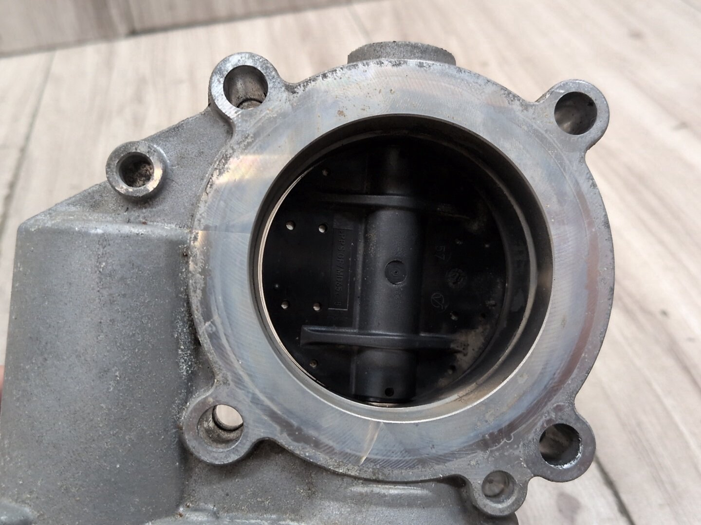 05-20 OEM Audi A3 A4 A5 A6 Q3 Q5 S3 CCTA Engine Motor Throttle Body 06F133062T