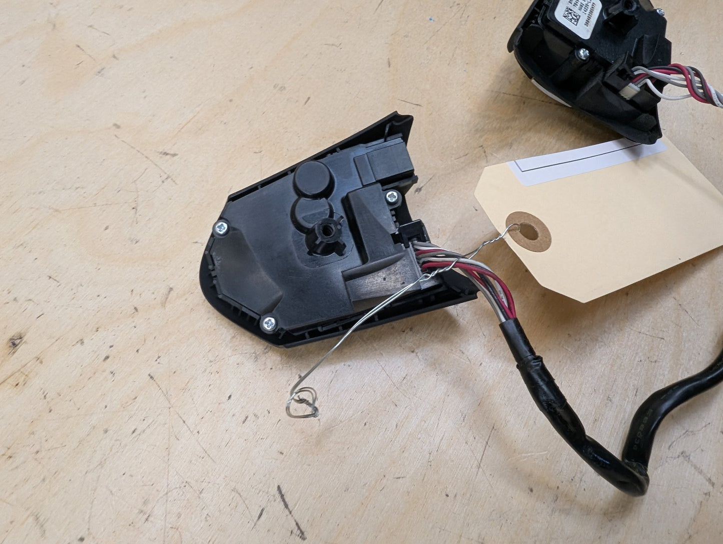 OEM BMW F10 F22 F23 F30 F32 F33 F36 M SPORT Steering Wheel Multifunction Button