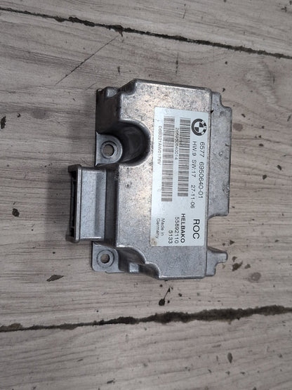2004-2010 BMW M6 E64 Convertible Rollover Module 6950640 OEM