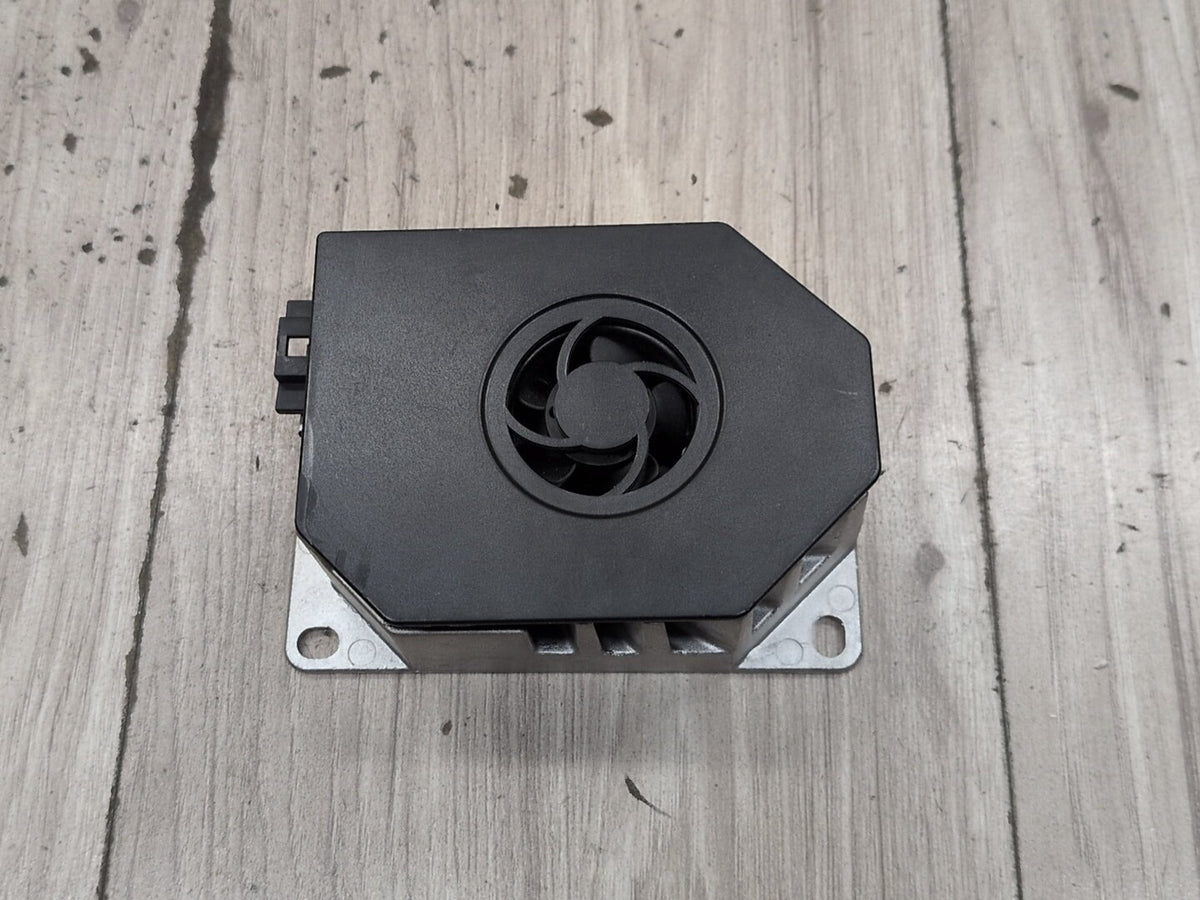 2009-2012 OEM Mercedes-Benz E550 W212 SOund Audio Subwoofer Amplifier