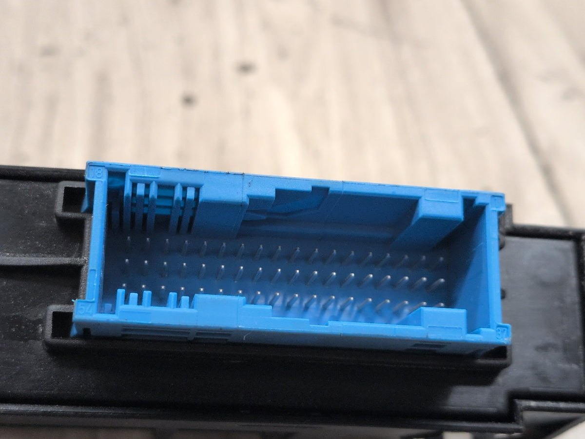 2011-2016 BMW M5 F10 BCM Body Control Module 9286942 OEM