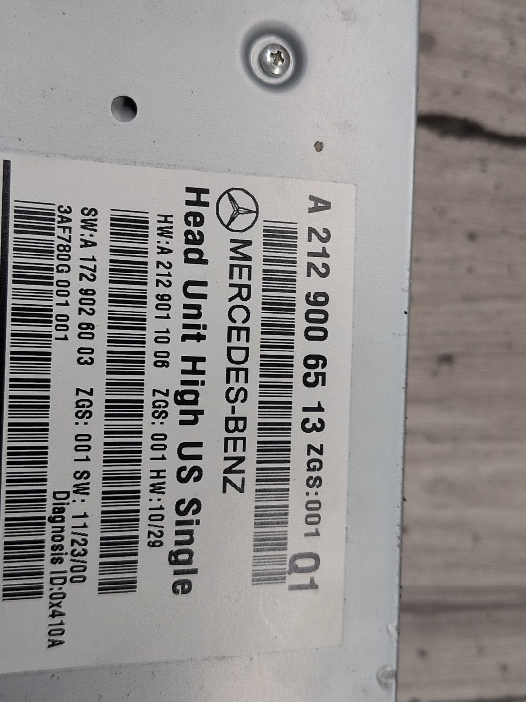 2009-2012 Mercedes-Benz E550 W212 Car Stereo Radio Reciever Headunit Head Unit A2129006513 OEM