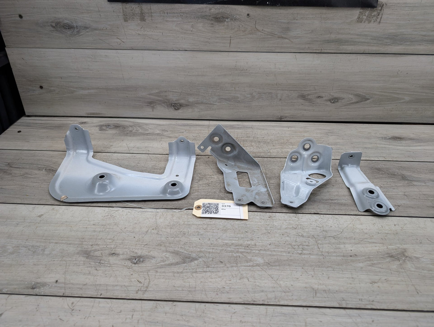 2019 - 2026 BMW X5 G05 Front Left Driver Fender Brackets SET 7418217 B58B30M1