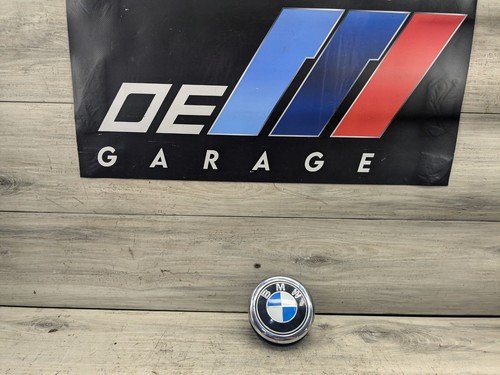 18-23 OEM BMW F39 X2 Trunk Lid Boot Door Emblem Release Button Handle Logo