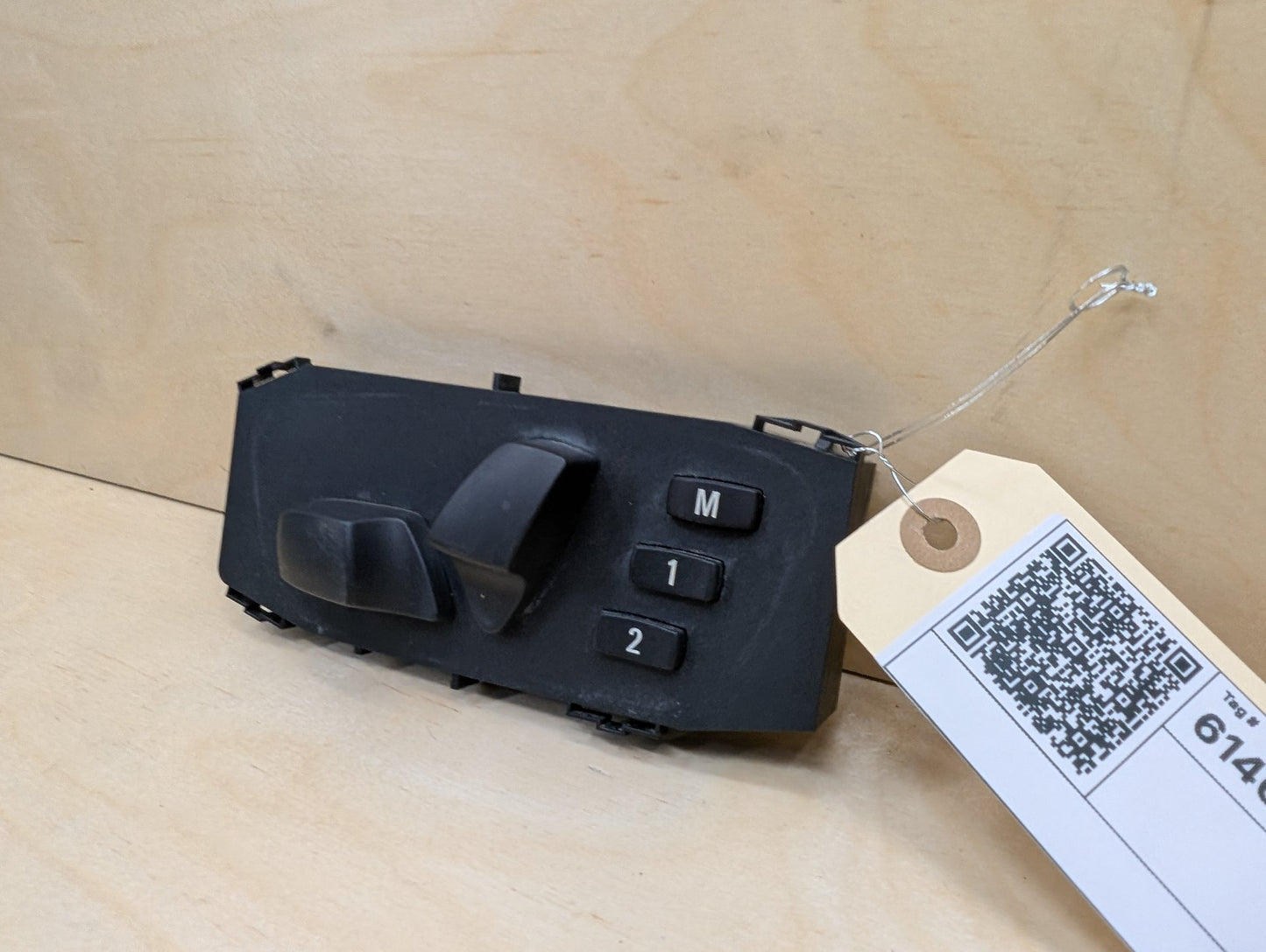 OEM BMW E93 328 335 M3 Front Left Driver Memory Seat Adjustment Control Switch