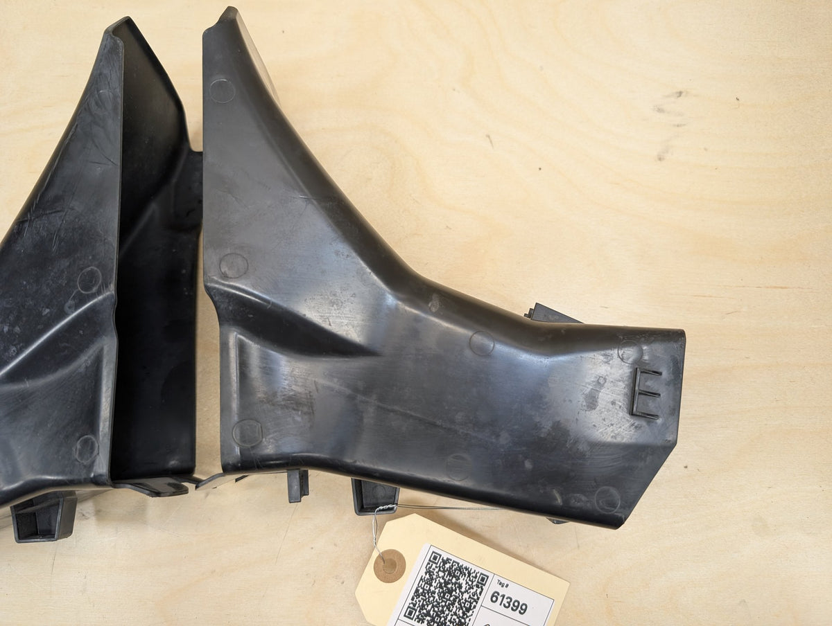 2018-2024 BMW X3 G01 Left Right Brake Air Ducts SET 7400004 OEM