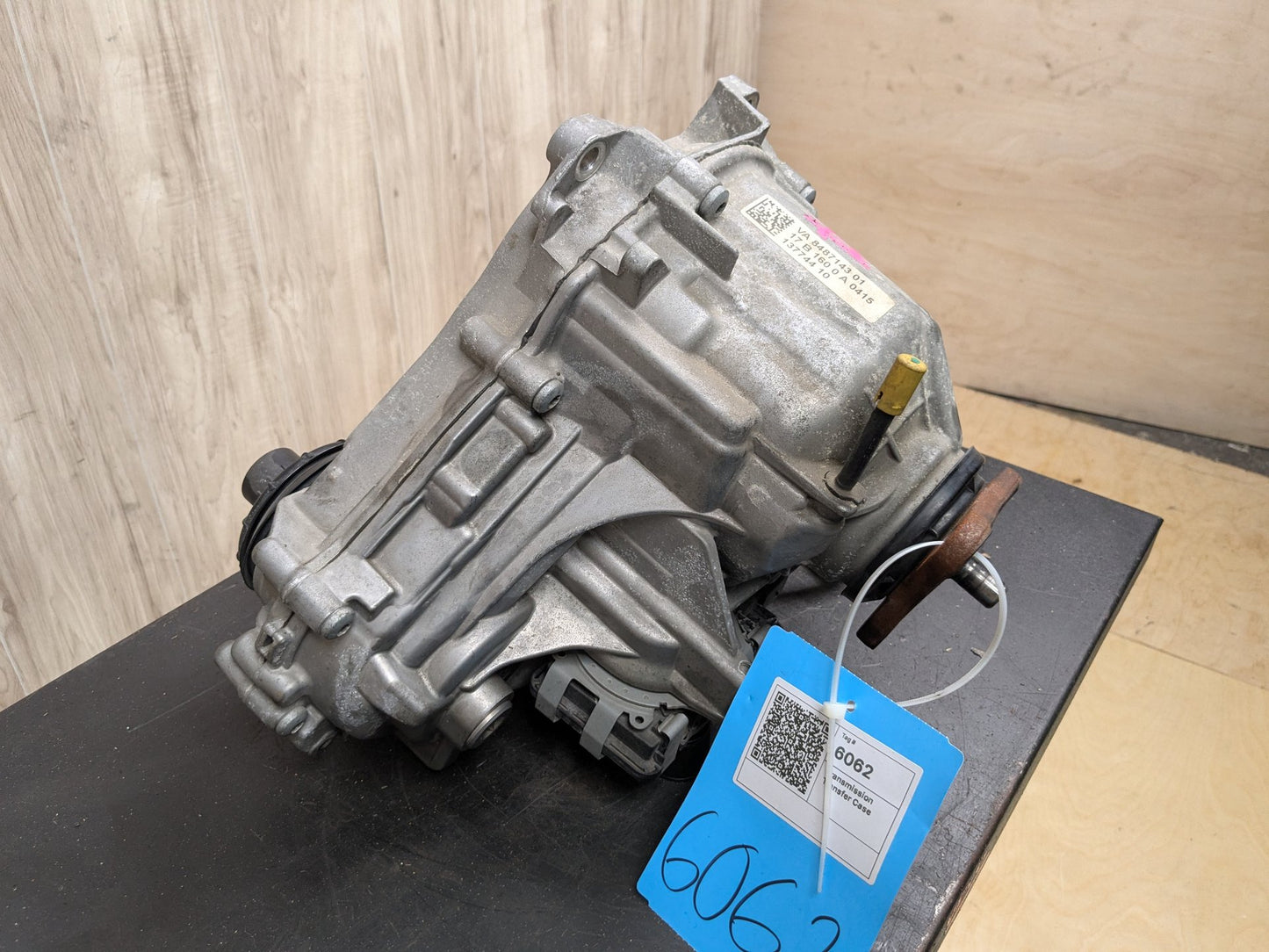 2018 BMW M550i xDrive N63B44O2 Transmission Transfer Case 133826k 8487143