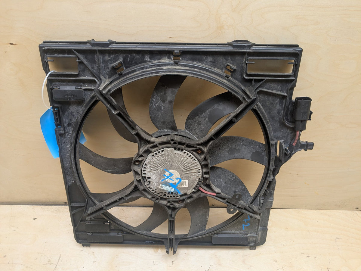 2015-2018 BMW X5 F85 Radiator Fan Shroud Housing w/ Motor 7647371