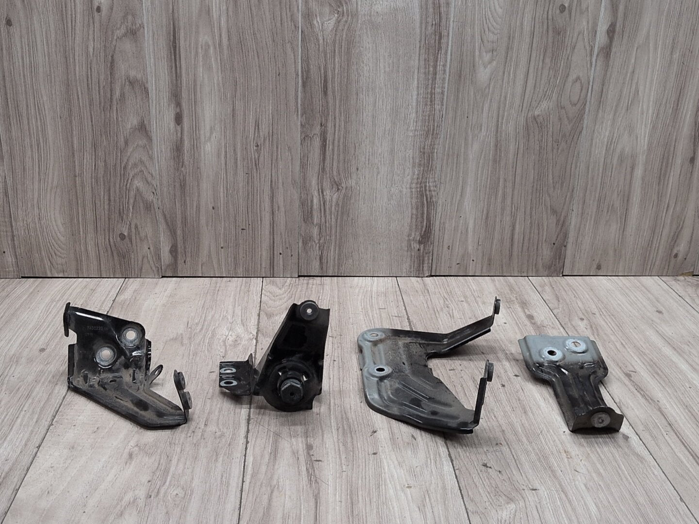 18-24 OEM BMW G01 G02 F97 X3 X4 Right Passenger Fender Wing Holder Bracket SET