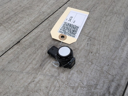 OEM BMW G01* G05* G20 G22 G23 G26 G42 G80 G82 M8 Bumper Parking PDC Sensor WHITE