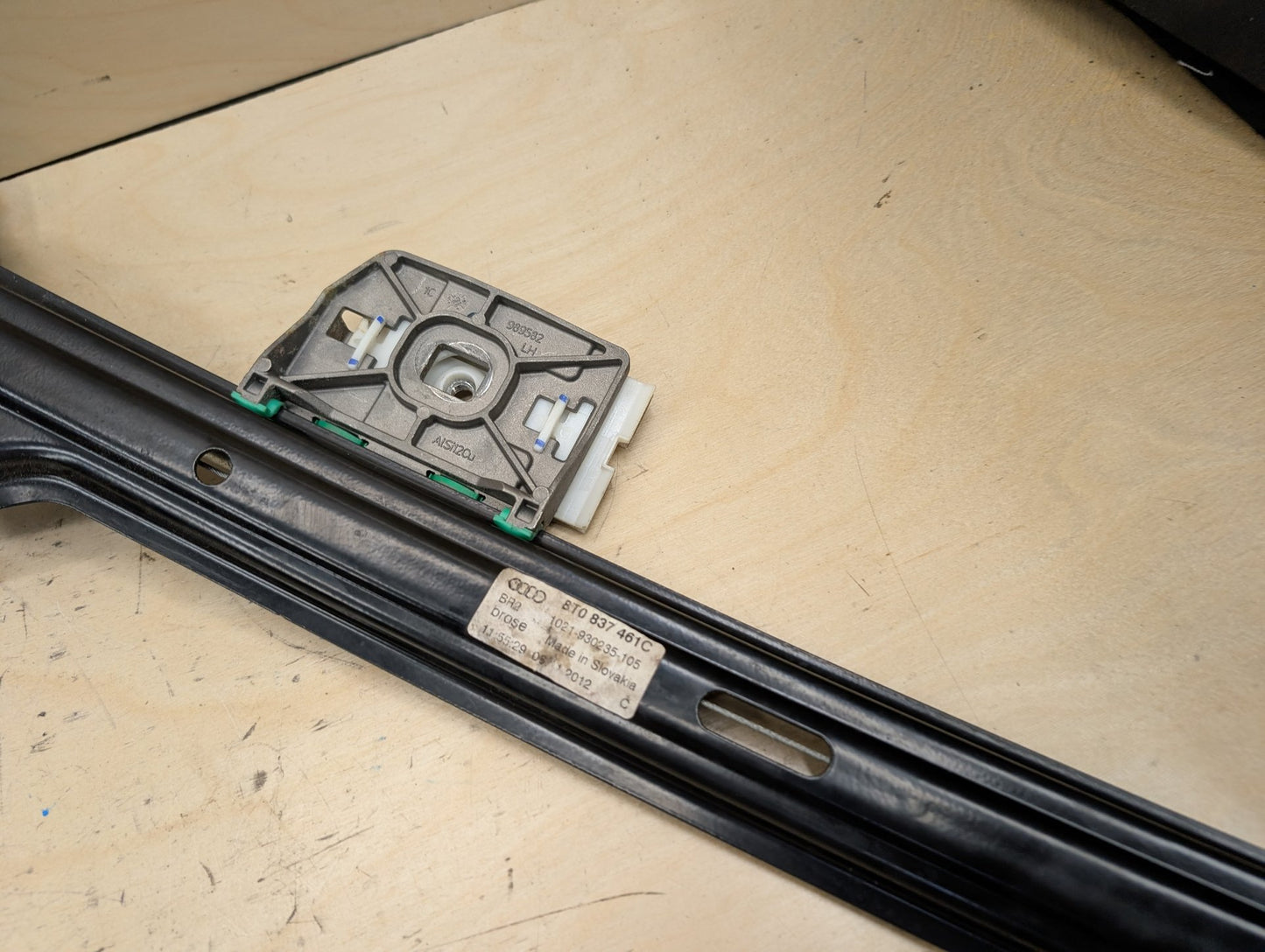 2011-2017 Audi RS5 8T Front Left Driver Door Window Glass Regulator w/ Motor 8T0837461C
