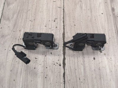 2004-2010 BMW M6 E64 Hood Bonnet Safety Lock Latches SET 7115228 OEM