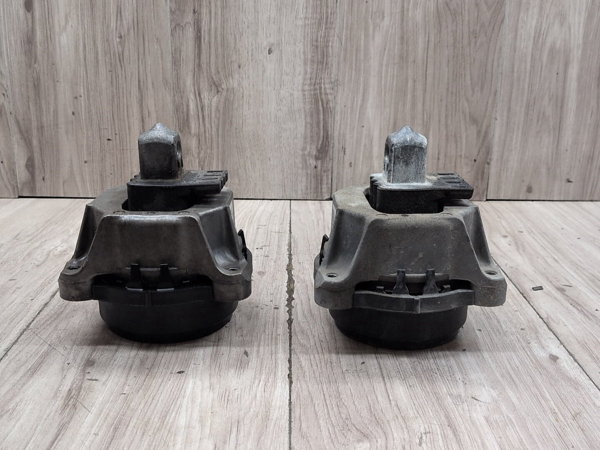 2017-2023 BMW G30 M550i N63B44O2 Left Right Engine Bracket Support Mount SET 6860457