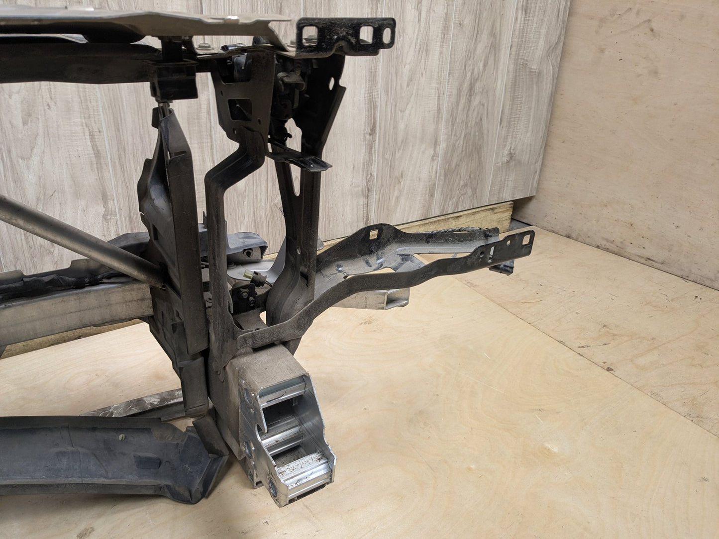 18-24 OEM BMW G01 G02 X3 X4 Front Reinforcement Clip Frame Radiator Support