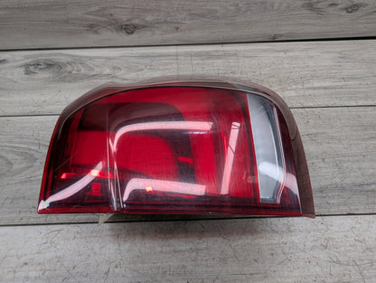 14-18 BMW OEM F15 F85 X5 X5M Rear Right Passenger Side Outer Stop Tail Light