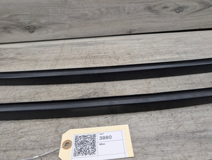 2019 - 2026 BMW 330i G20 Front Left Right Side Windshield Drip Trim Molding SET 7427874 B46B20O1