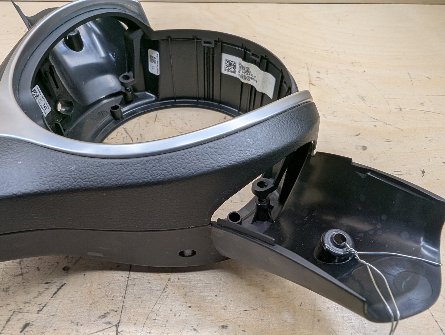 2012-2018 BMW 320i F30 Steering Wheel Trim 7845601