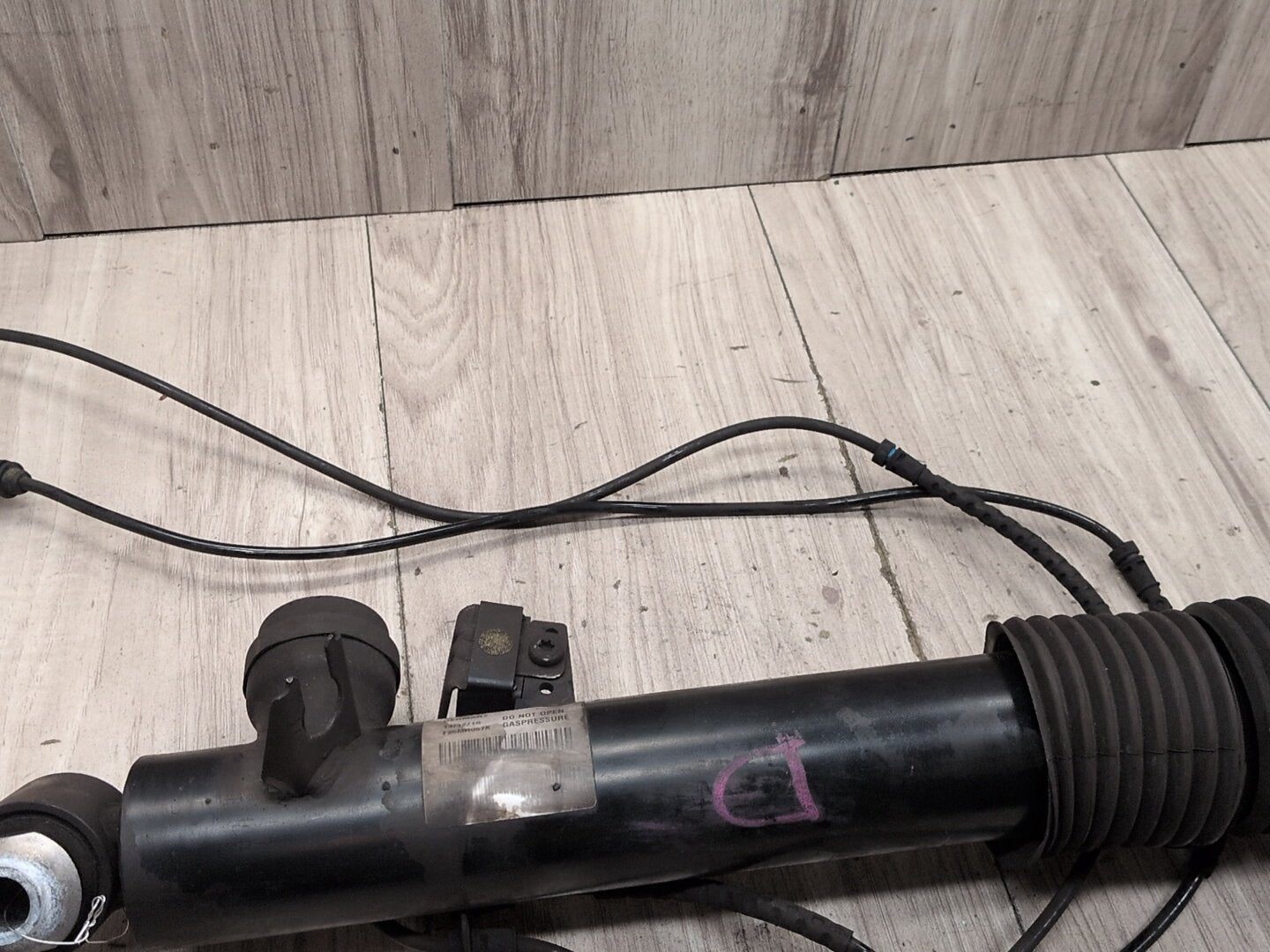 14-19 OEM BMW F85 F86 X5M X6M Rear Left Side Suspension Shock Absorber