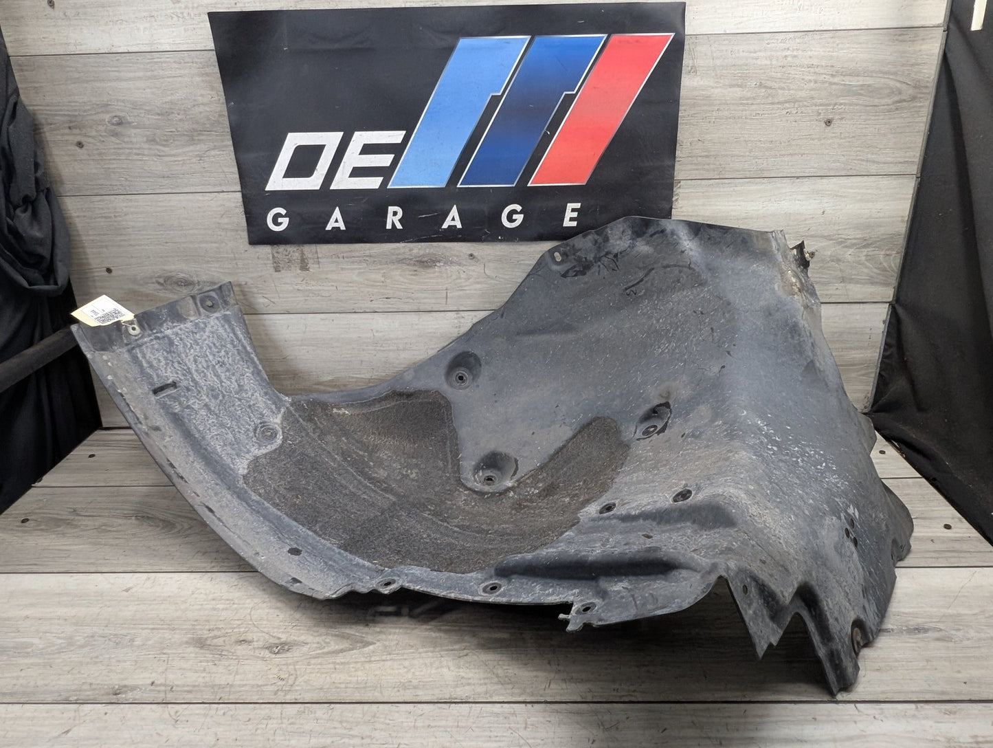 2016-2022 BMW 750Li G12 Front Right Passenger Wheel Fender Liner Splash Guard 7340202
