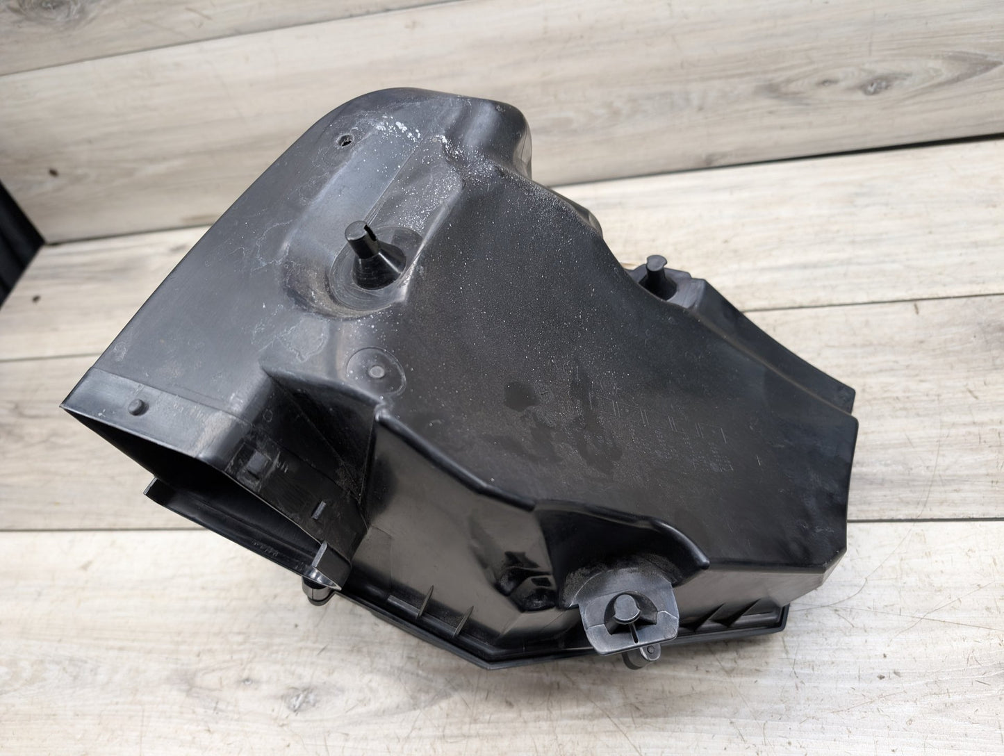 OEM BMW G05 G12 G30 540 740 Air Box Filter Cleaner Intake Resonator Muffler B58