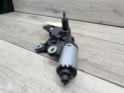 2009 - 2017 Audi Q5 8R Rear Windshield Wiper Motor 8R0955711B EA888