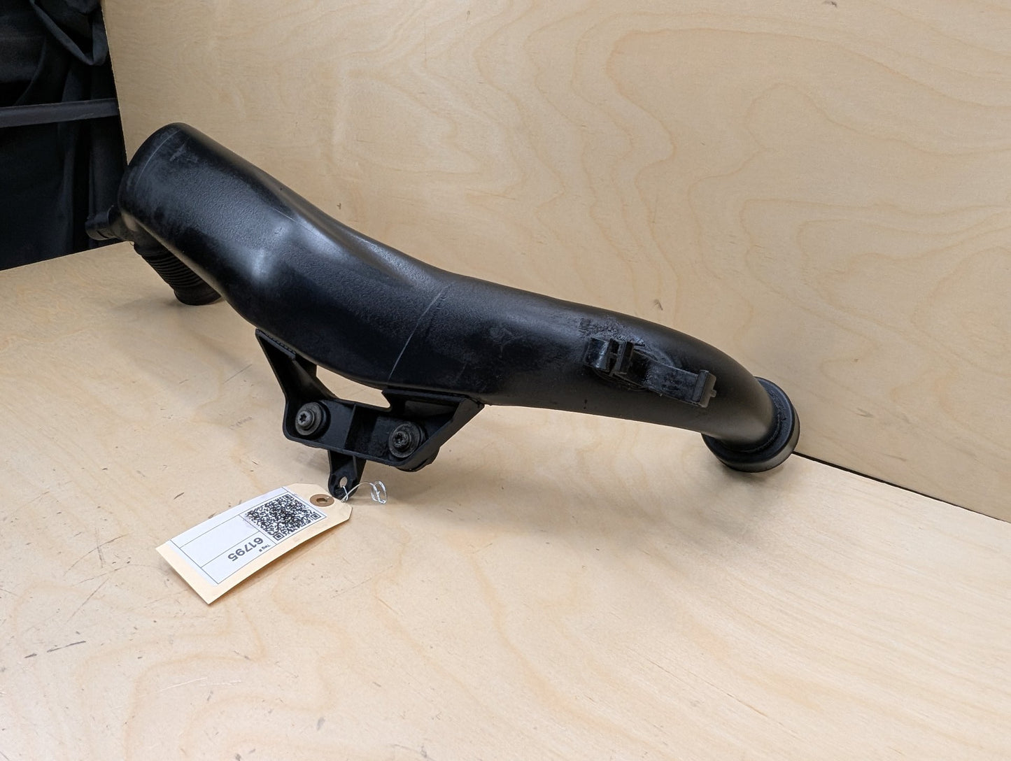 2007-2013 BMW E93 335i N54B30A Engine Motor Turbo Charger Tube Pipe 7600002