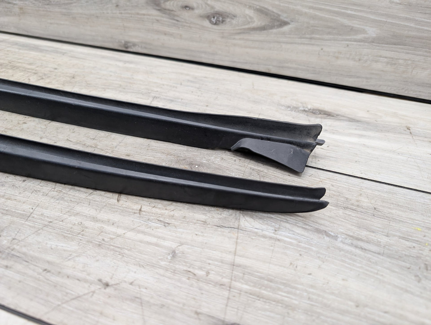 2019 - 2026 BMW 330i G20 Front Left Right Side Windshield Drip Trim Molding SET 7427874 B46B20O1