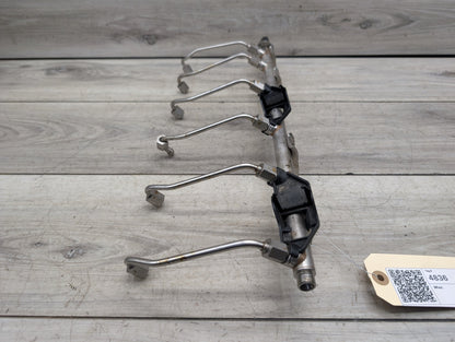 2007 - 2013 BMW 335i E93 Engine Motor Fuel Injector Rail Line 7575480 N54B30O0