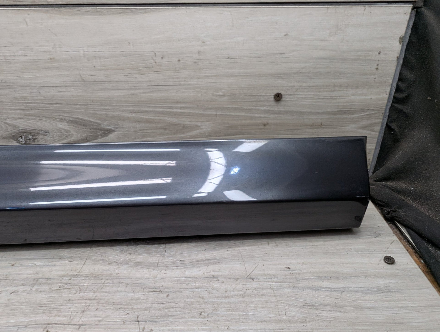 2018 - 2024 BMW X3 G01 Front Right Passenger Exterior Door Trim Molding 8064792 B58B30O1