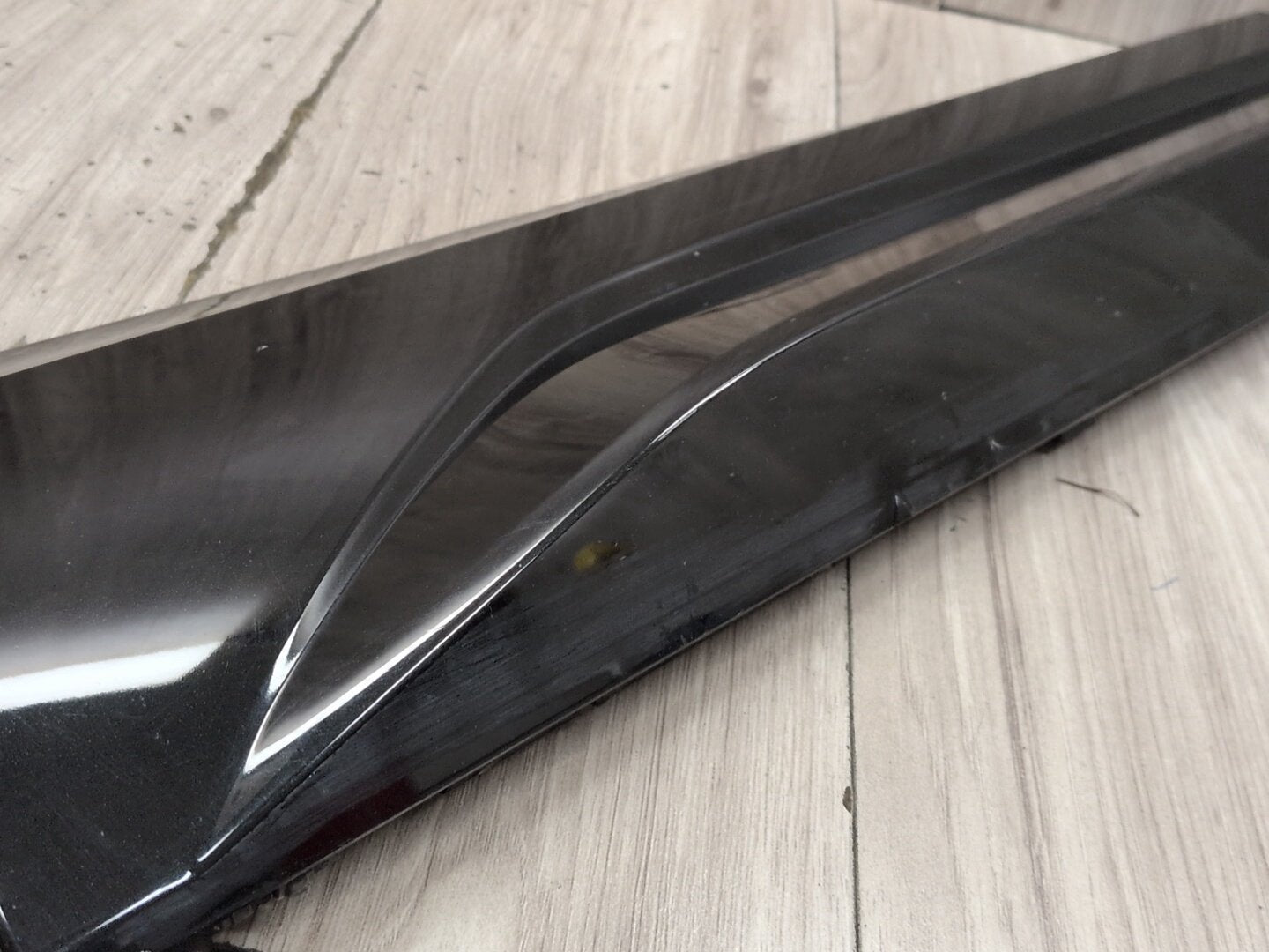 2015-2018 Audi Q3 8U Rear Right Passenger Exterior Door Trim Molding 8U0853970D