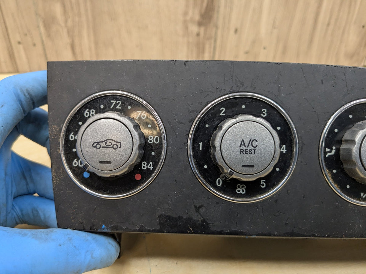 2009-2011 Mercedes-Benz SLK-Class R171 Front AC Heater Climate Control Switch A1718302485 OEM