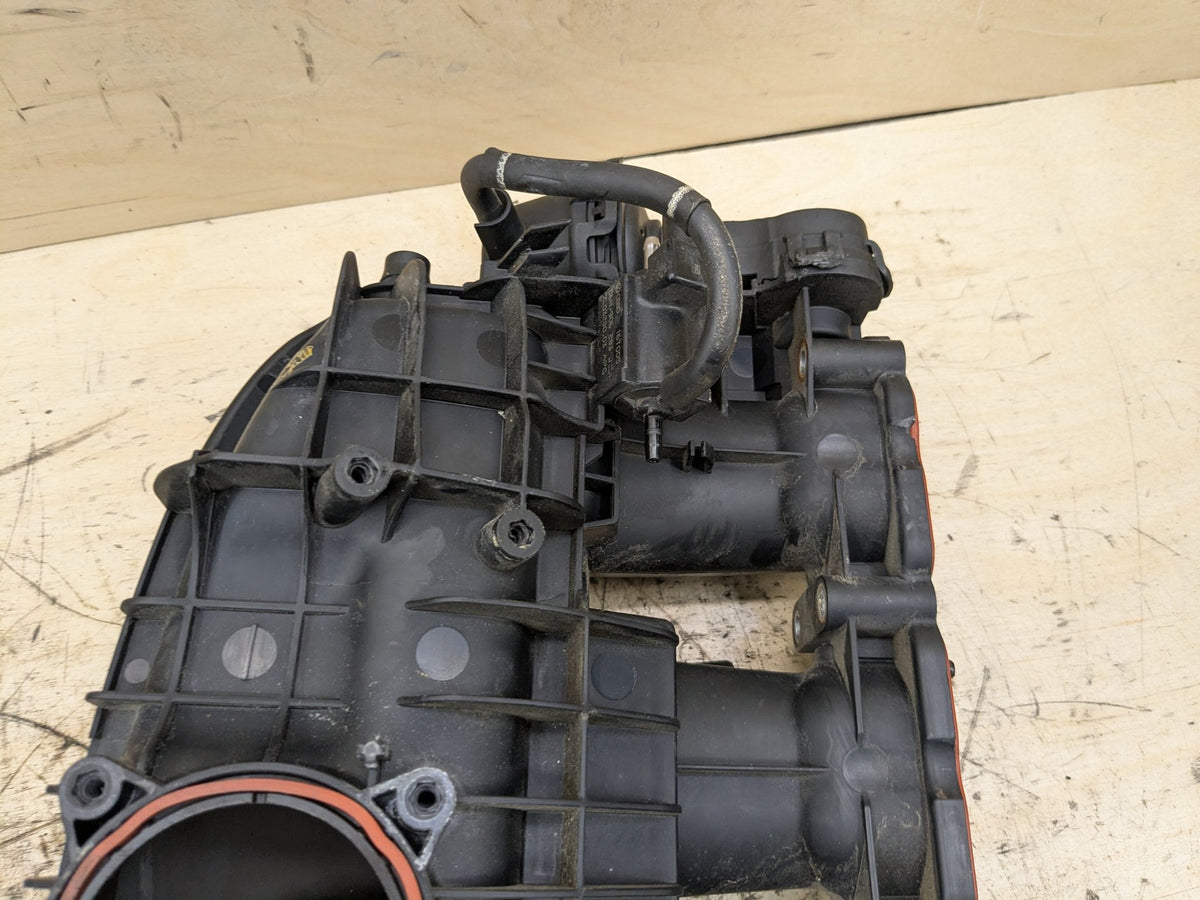 2012-2018 Audi C7 A6 CYNB Engine Motor Intake Manifold 06L133201T