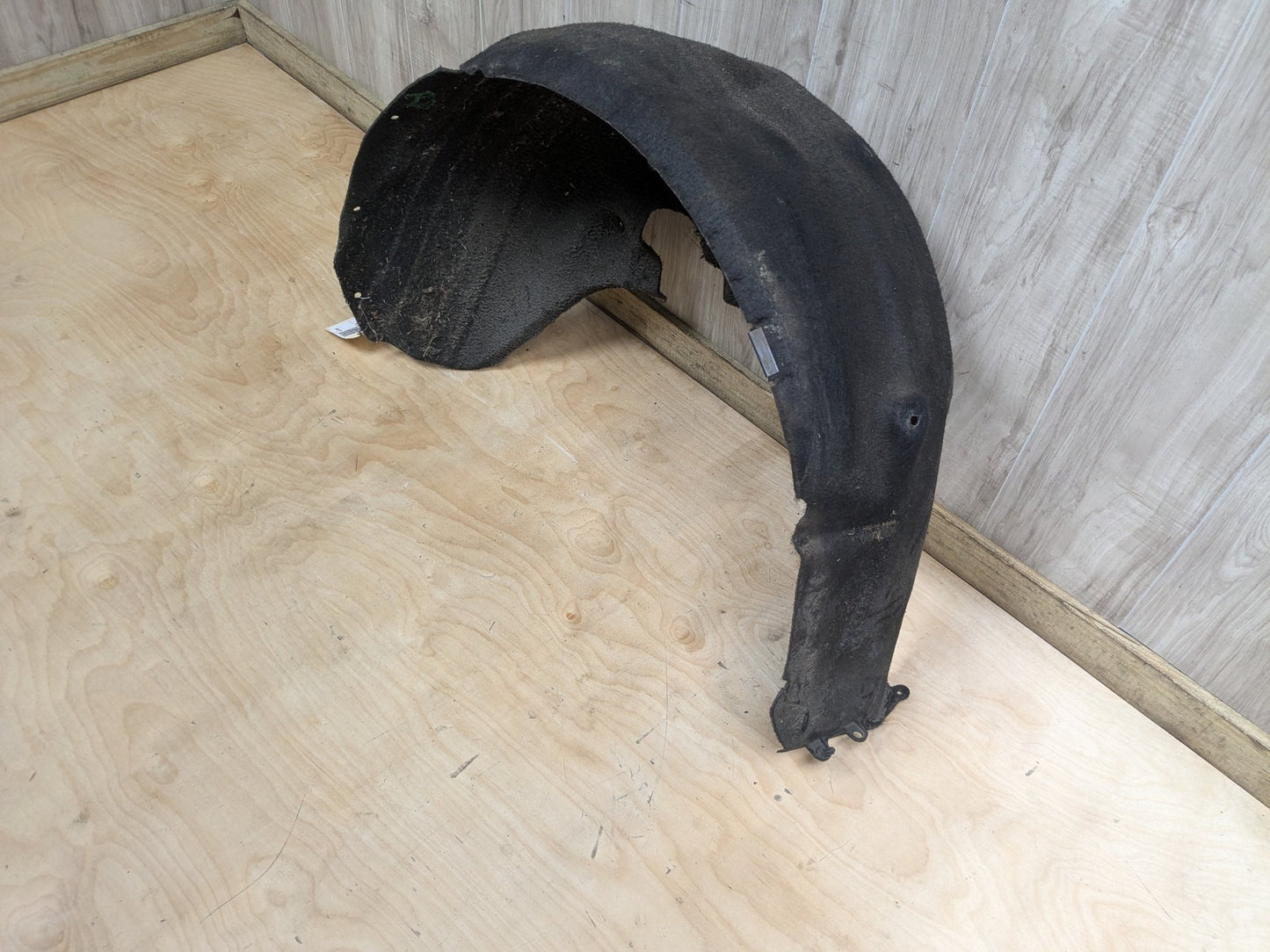 2009-2012 Mercedes-Benz E550 W212 Rear Right Passenger Fender Flare Arch Trim Molding A2126901030 OEM